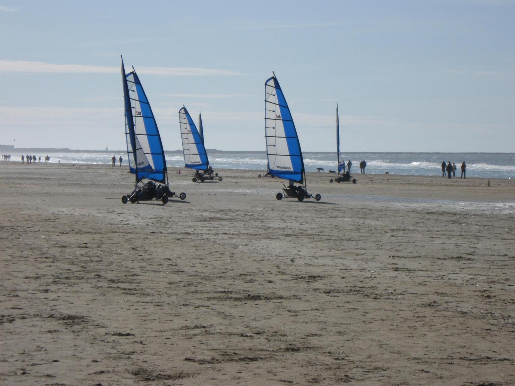Strandhotel Het Hoge Duin Wijk aan Zee Exterior photo