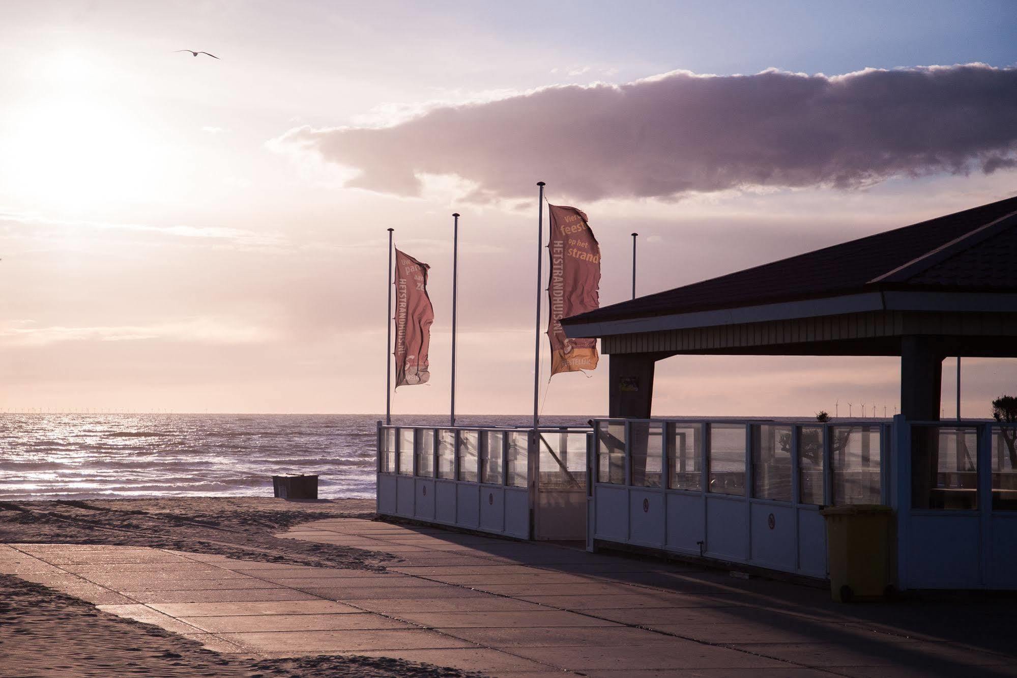 Strandhotel Het Hoge Duin Wijk aan Zee Exterior photo