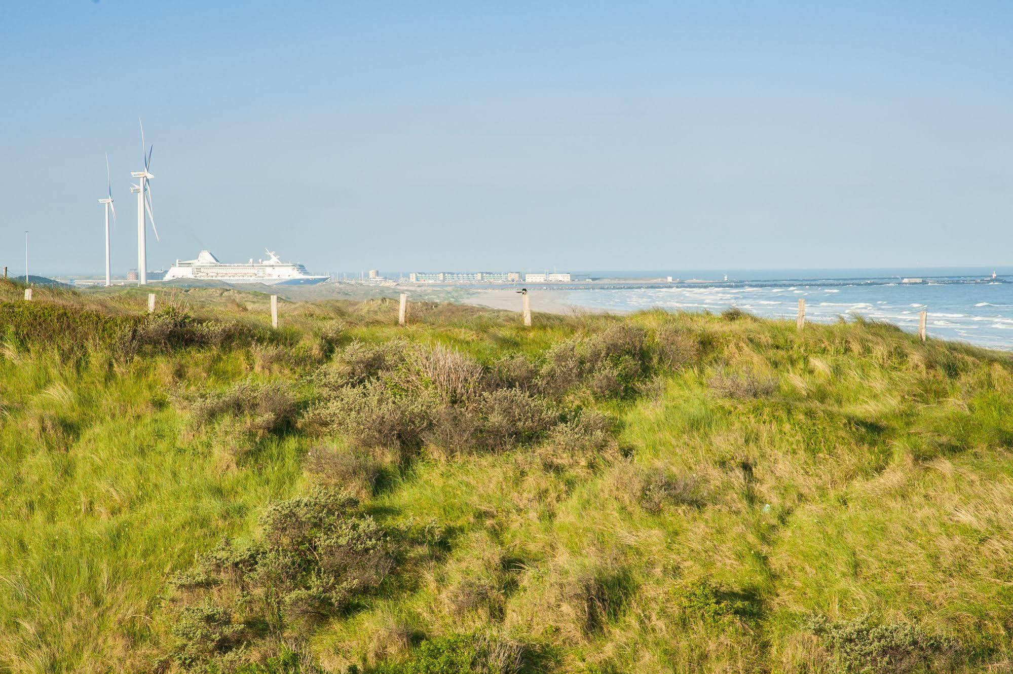 Strandhotel Het Hoge Duin Wijk aan Zee Exterior photo