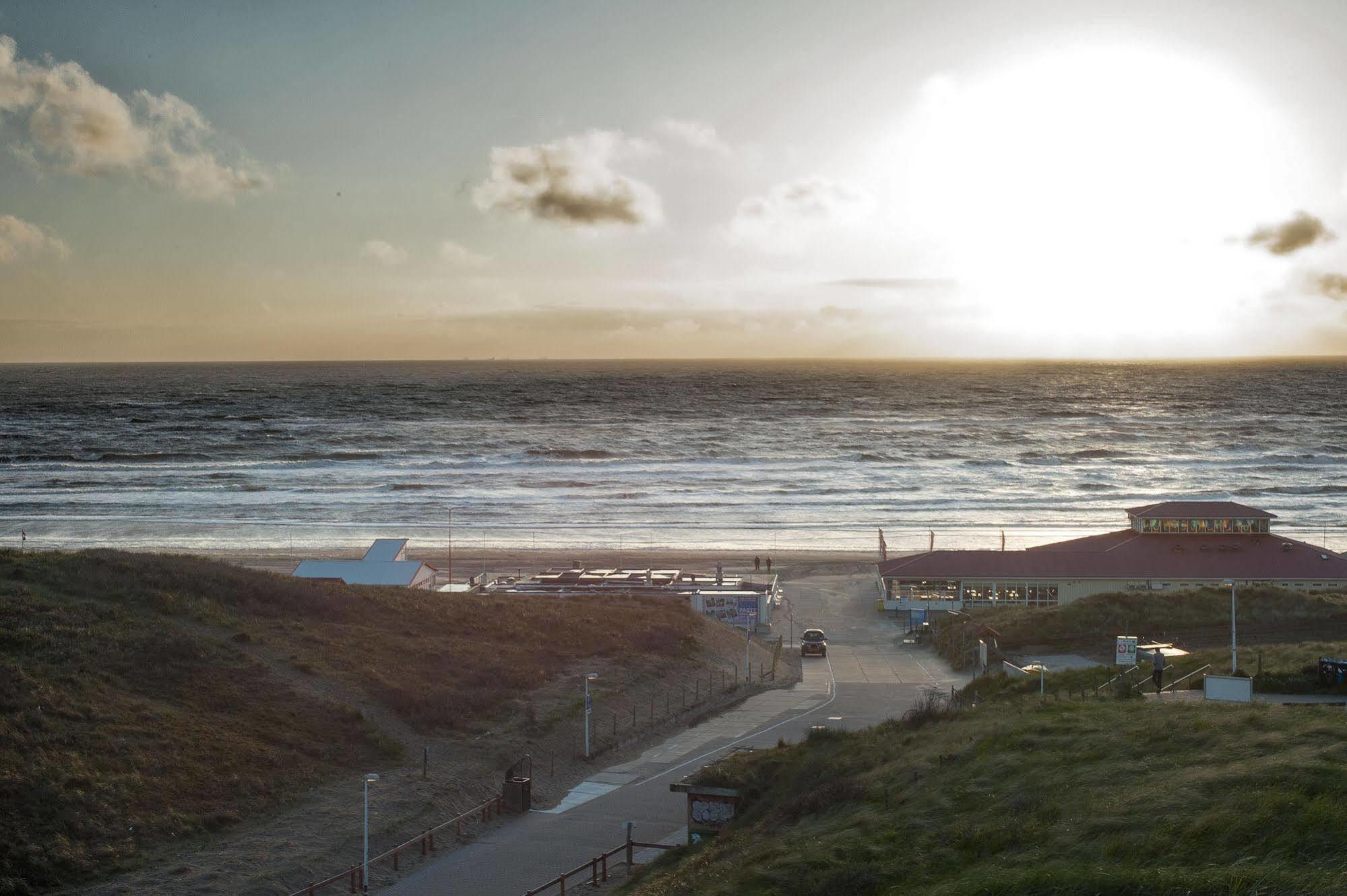 Strandhotel Het Hoge Duin Wijk aan Zee Exterior photo