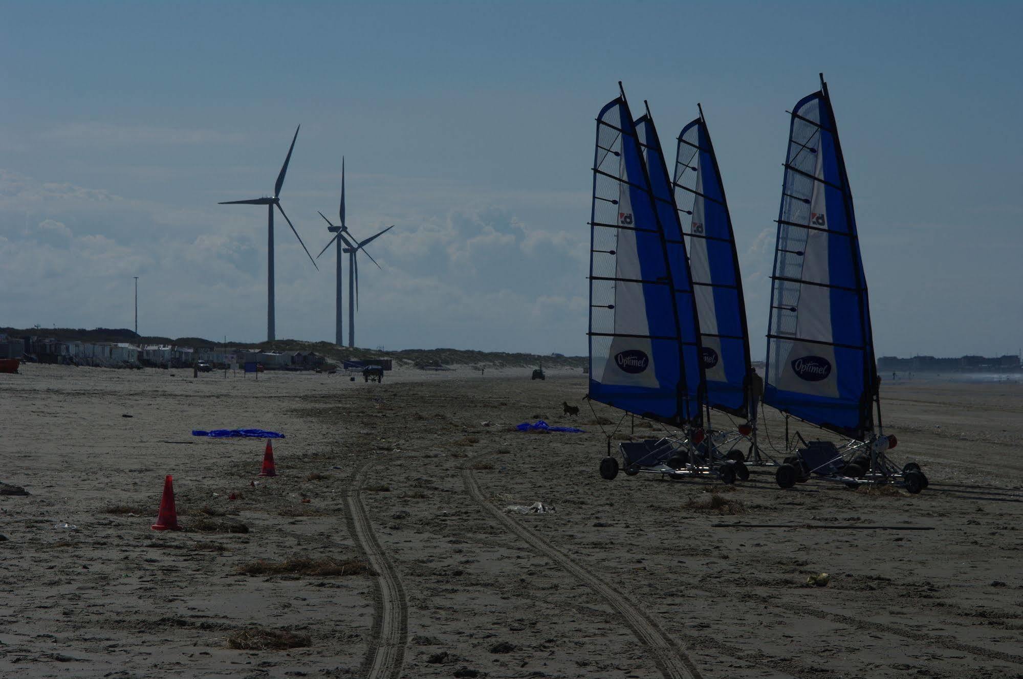 Strandhotel Het Hoge Duin Wijk aan Zee Exterior photo